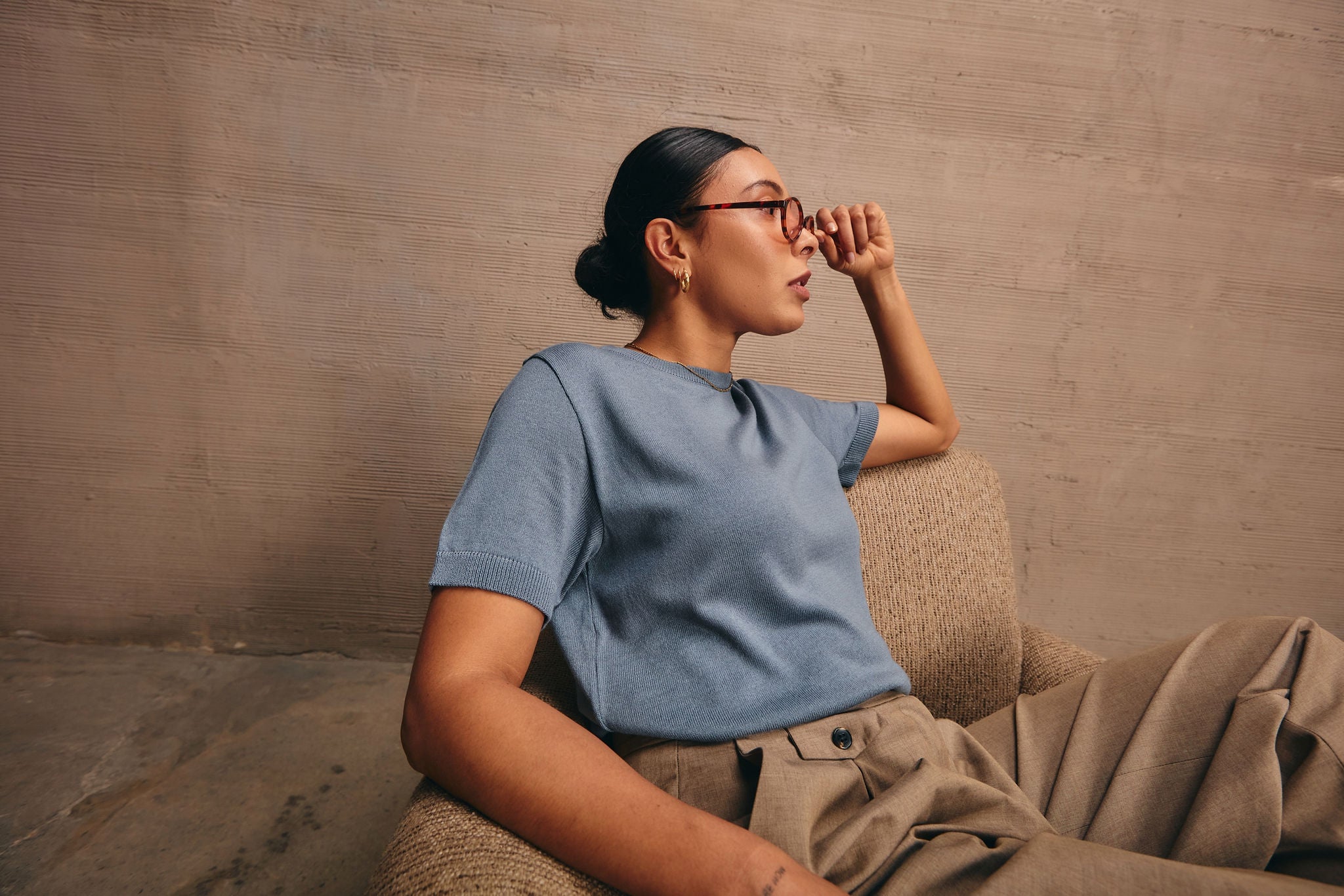 Camiseta Tejida Esencial - Mujer